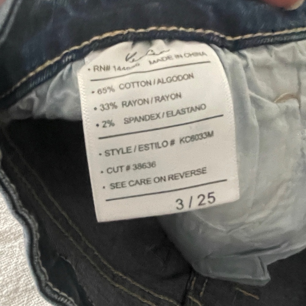Four Pairs of Denim Shorts, Sizes 2, 24 ,25, S - Picture 15 of 15